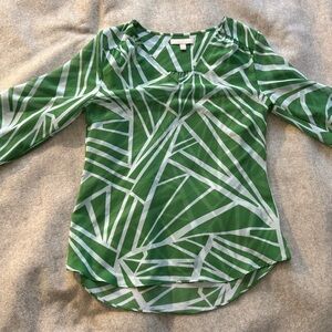 Banana Republic Green and White Geometric Blouse